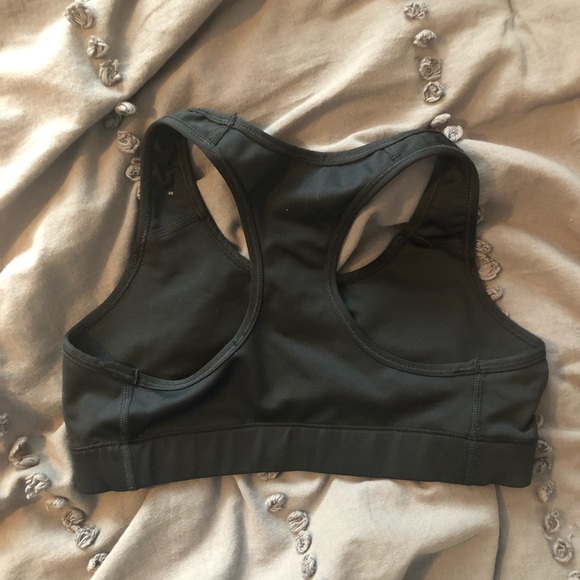 Nike sports bra - Picture 3 of 3